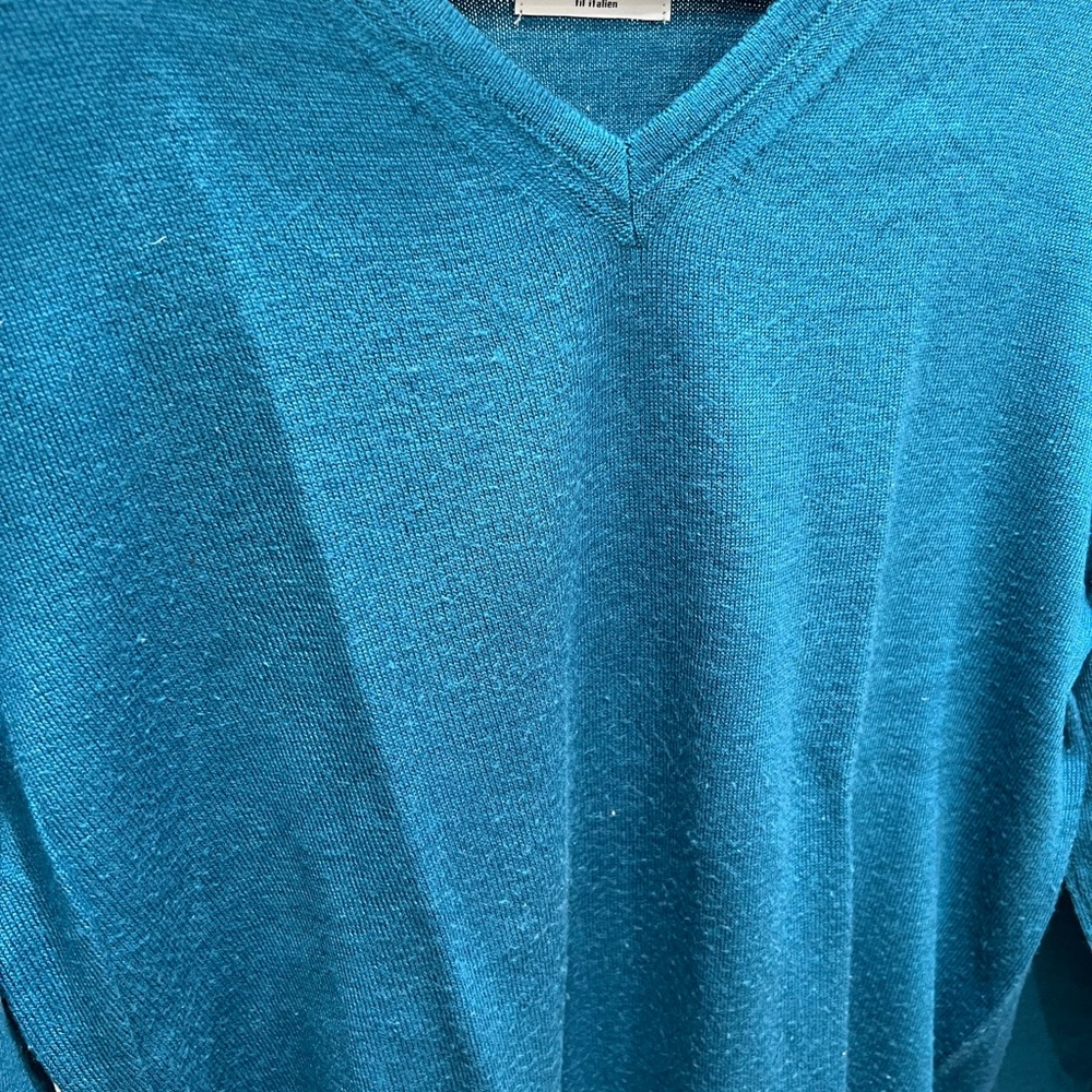 Calvin Klein V-Neck Teal Color Sweater, Medium - Picture 12 of 14